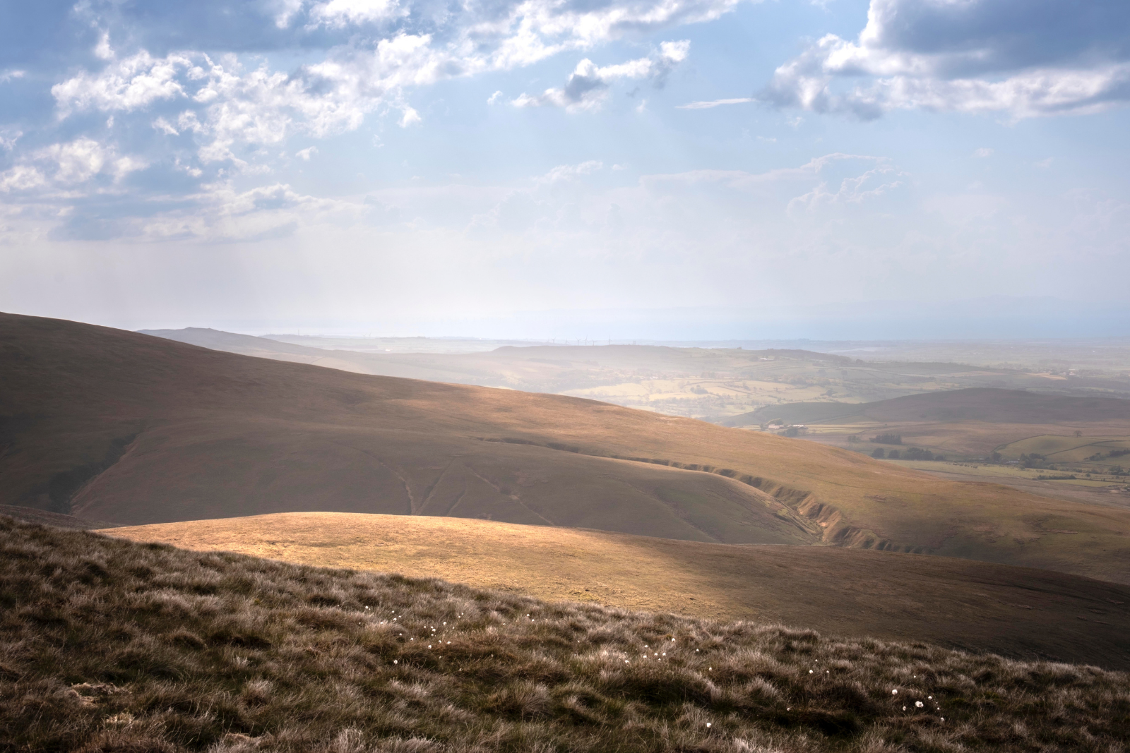 Open northern fell country on the Cumbria Way beyond Keswick.
