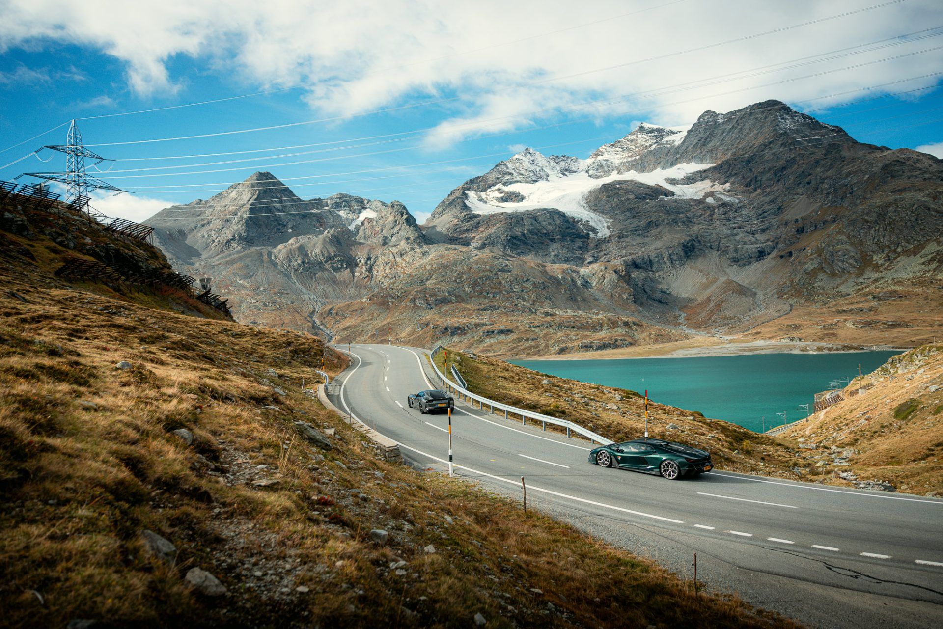 De ultieme rijderswegen in de Alpen banner