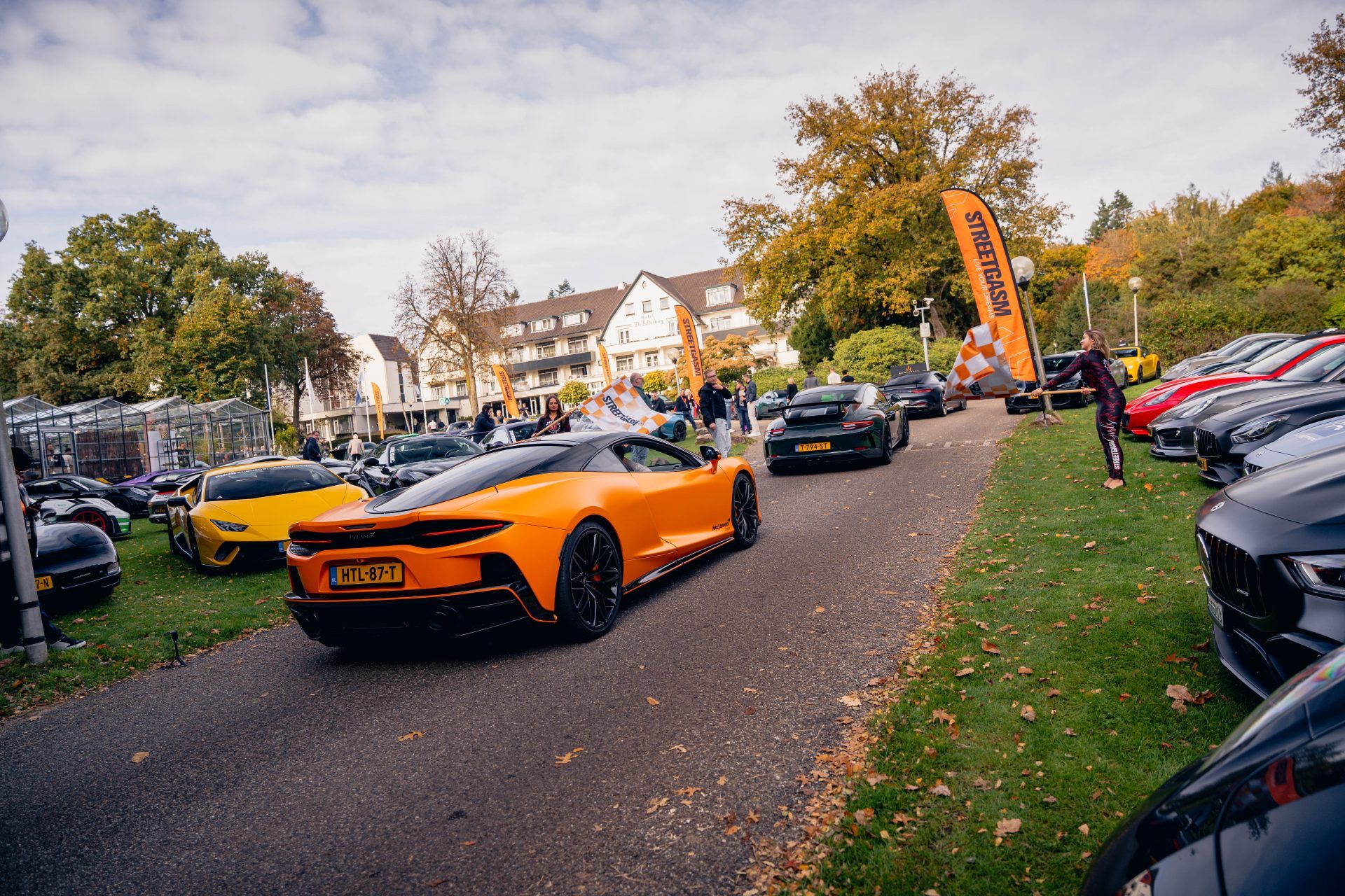 Across the Netherlands with 120 supercars