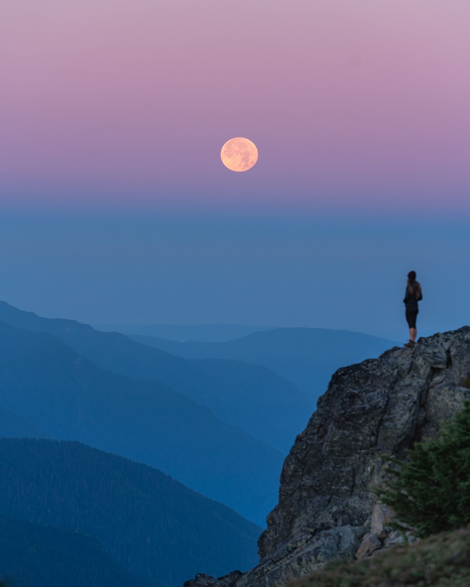 Moonset from Mt Cheam - Chilliwack, BC
