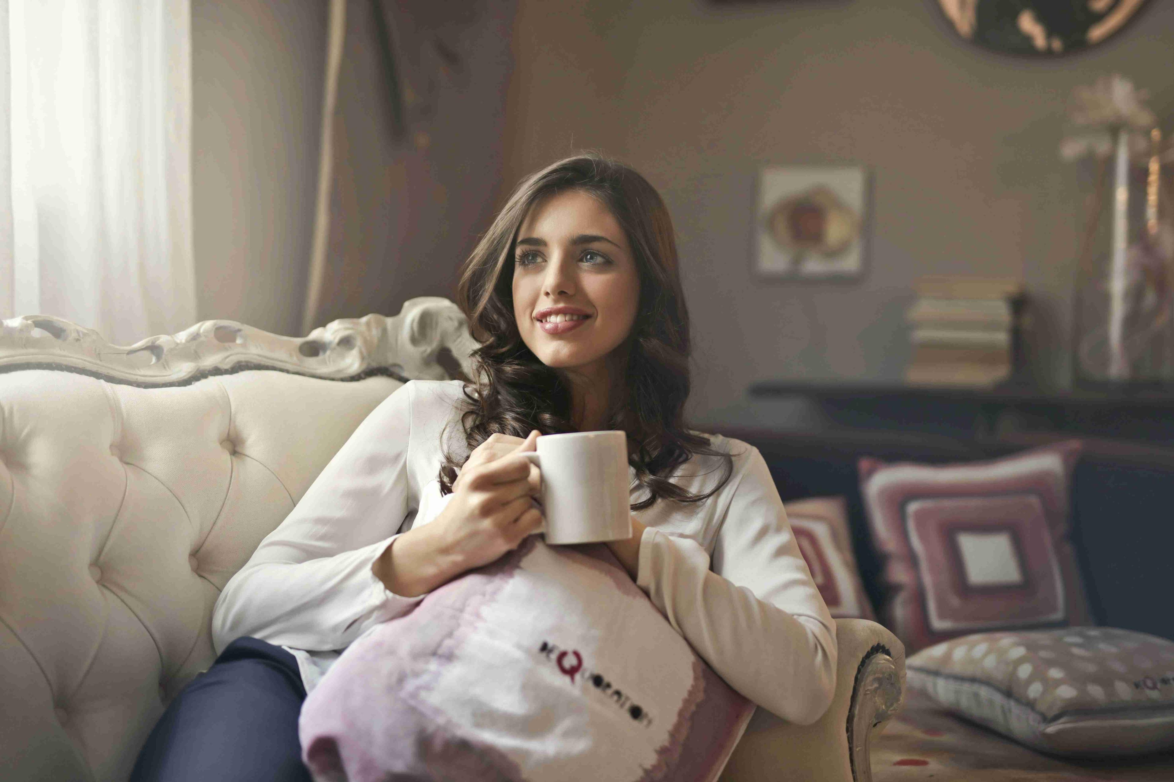 Woman drinking a coffee