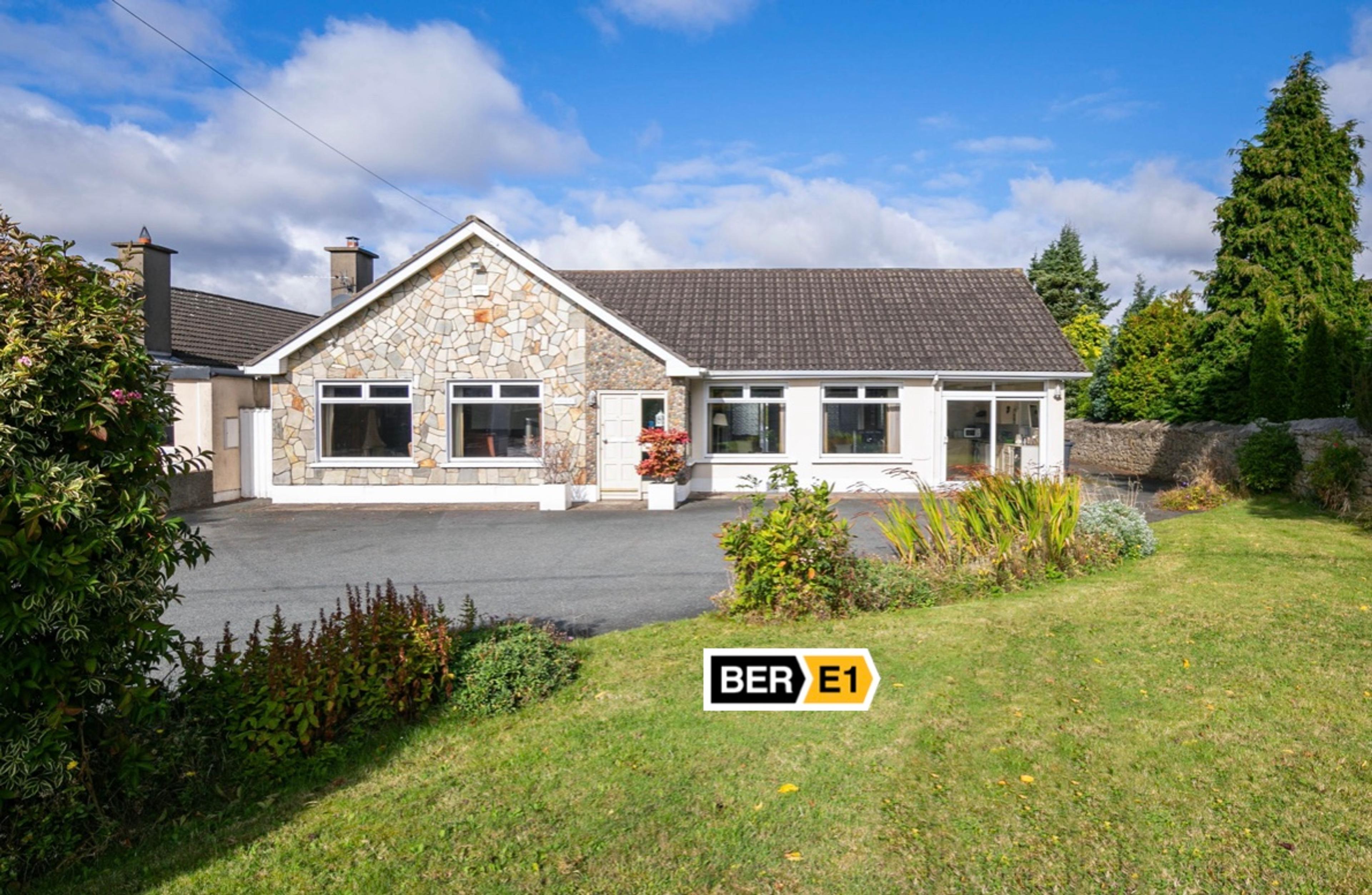 Avila,
Leopardstown Road,
Foxrock,
Dublin 18,
D18N6P5