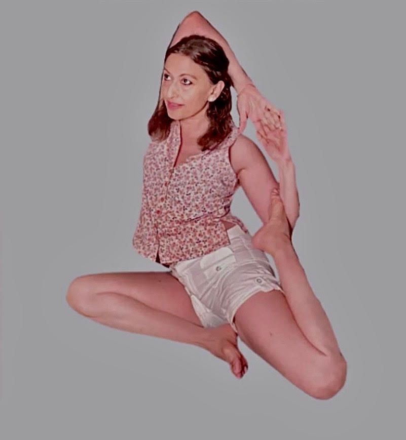 Yoga for H-Town Hustle: Holistic Wellness Techniques for Busy Urbanites
