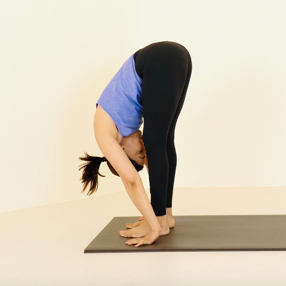 10-Minute Yoga Workouts Without a Yoga-Mat