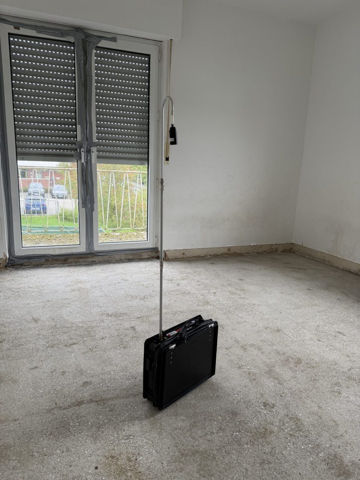 Messgerät zur Raumluftmessung der Asbestfaserkonzentration in einem geräumten Raum