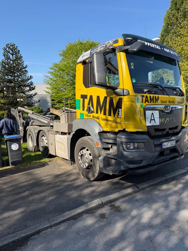 Entsorgung in Göttingen – zertifizierter Abtransport von Asbest- und Sondermüll mit eigenem Fuhrpark