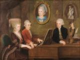 A família Mozart por volta de 1780. Wolfgang Amadeus Mozart (ao centro) está ao teclado com sua irmã Maria Anna (“Nannerl”) e o pai, Leopold, ao violino, ilustrando a vida musical doméstica da família. 