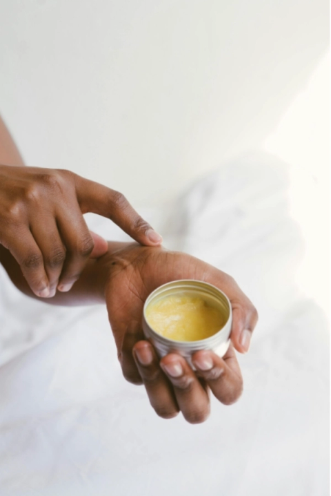 NATURKOSMETIK KURS: Stelle deine natürlichen Pflegeprodukte für den Alltag her