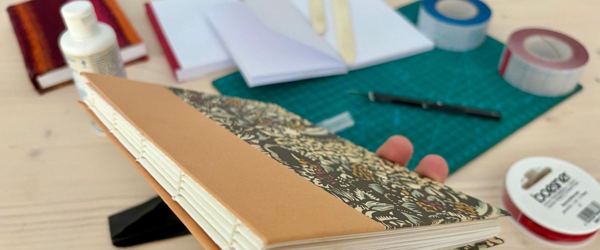 Buchbindung, Papiergestaltung und Lettering