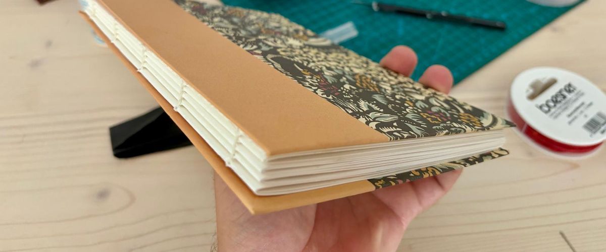 BUCHBINDEN WORKSHOP: Binde dein eigenes Skizzenbuch zum Aquarellieren