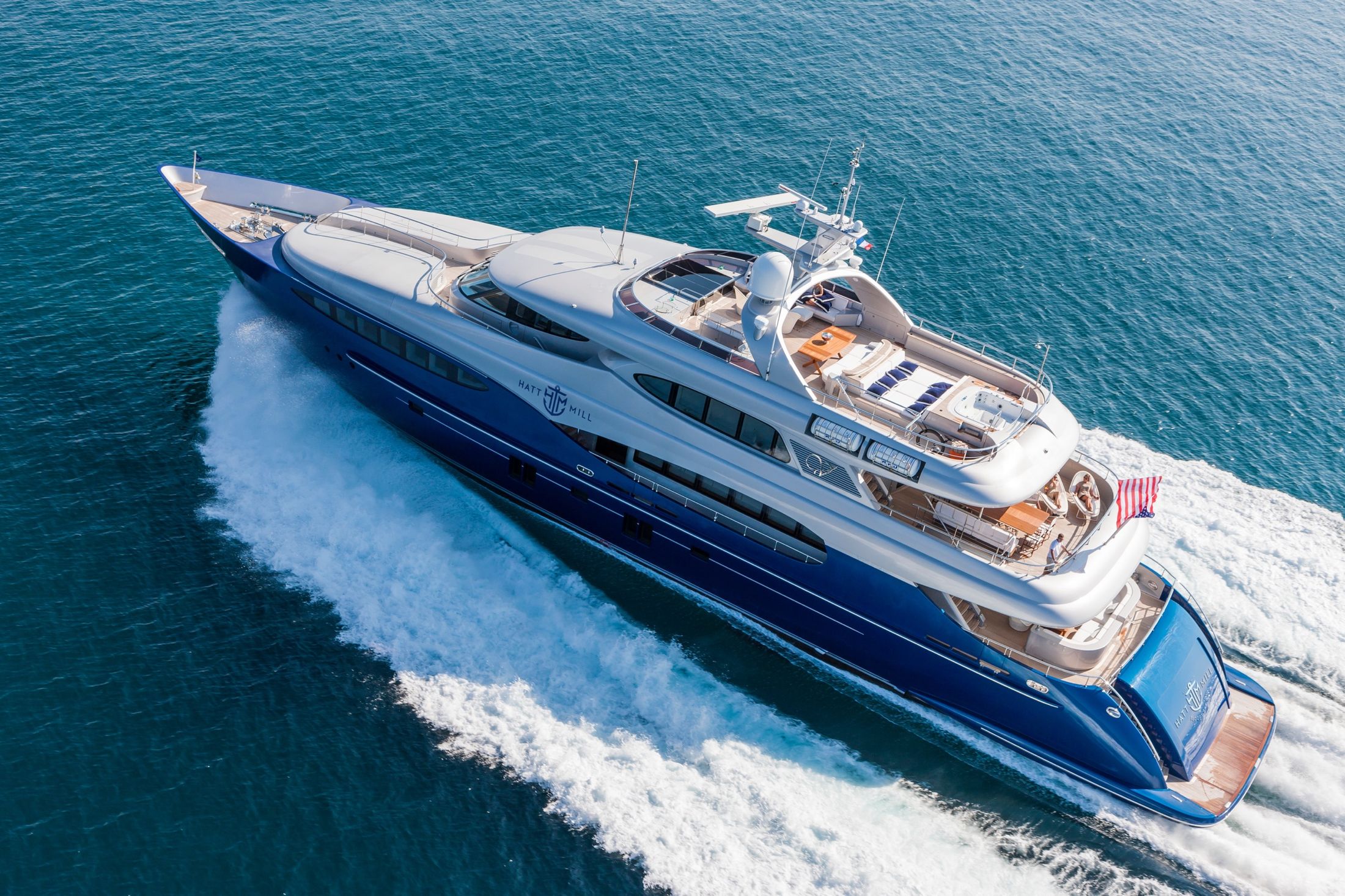 Hatt Mill Mega Yacht: from above