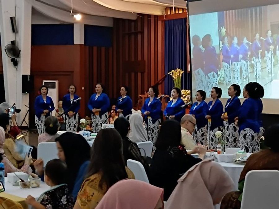 Performance of the Panembromo from Susila Budhi Dharma by the Subud choir at Bapak's birthday celebration in Wisma Subud.