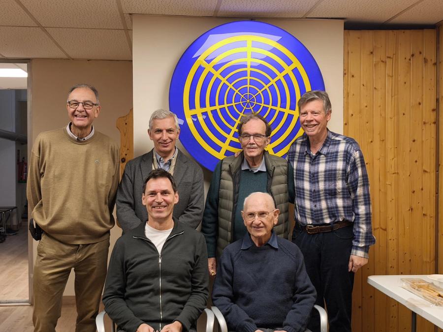 Barcelona group men with IHs