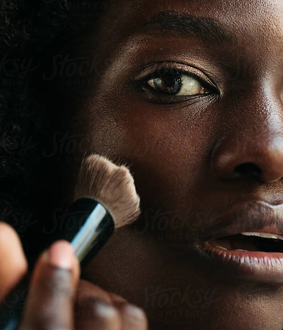 creator applying makeup