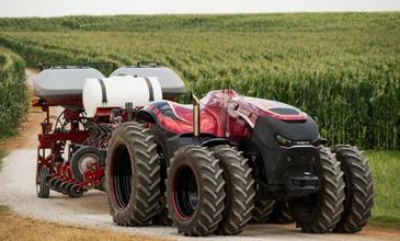 Major Tractor Manufacturers Reveal Autonomous Capabilities are Driven by Farmers