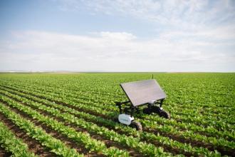 Aigen’s Solar-Powered Robot Eliminates Herbicide-Resistant Weeds