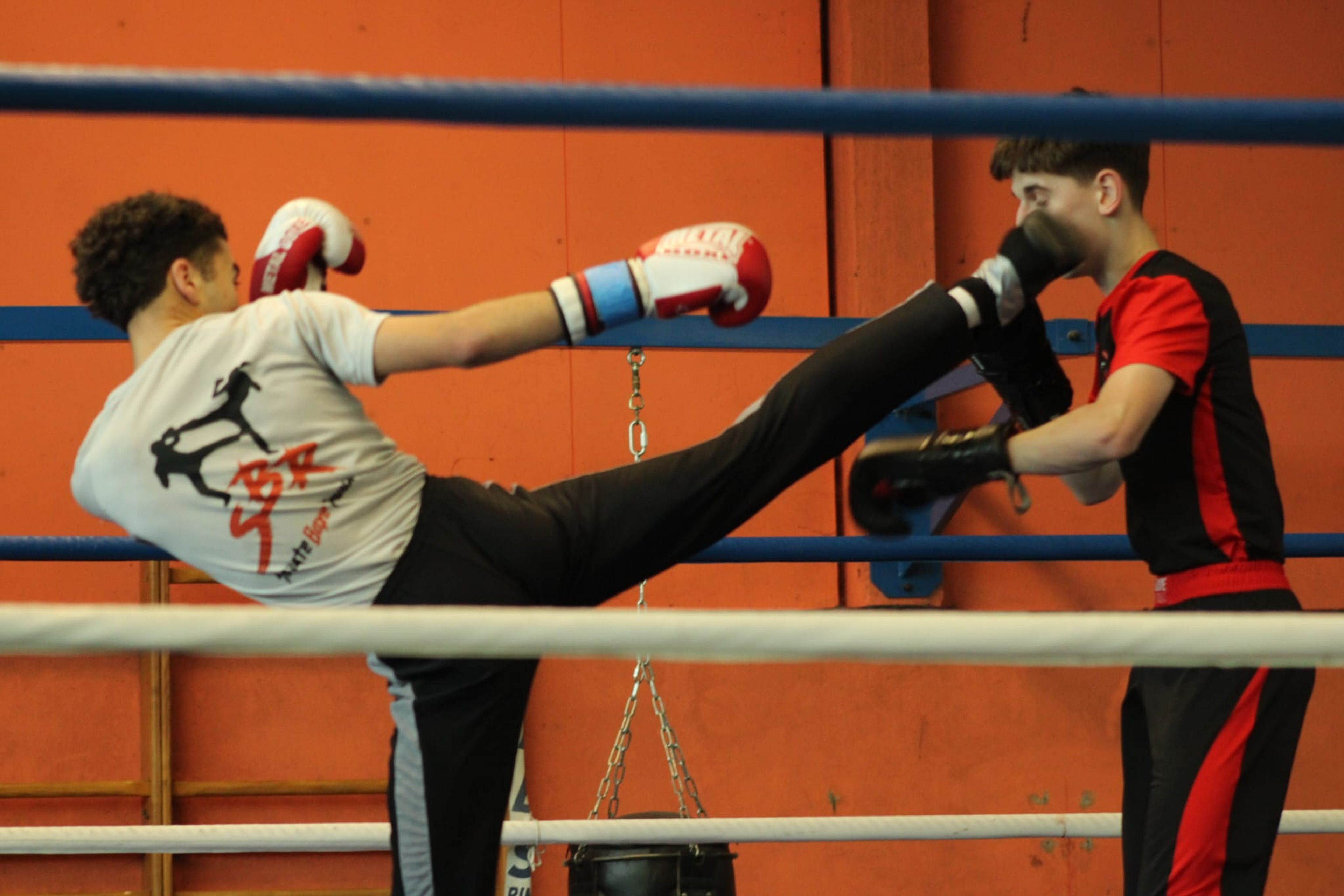 Fouetté visage Yanis