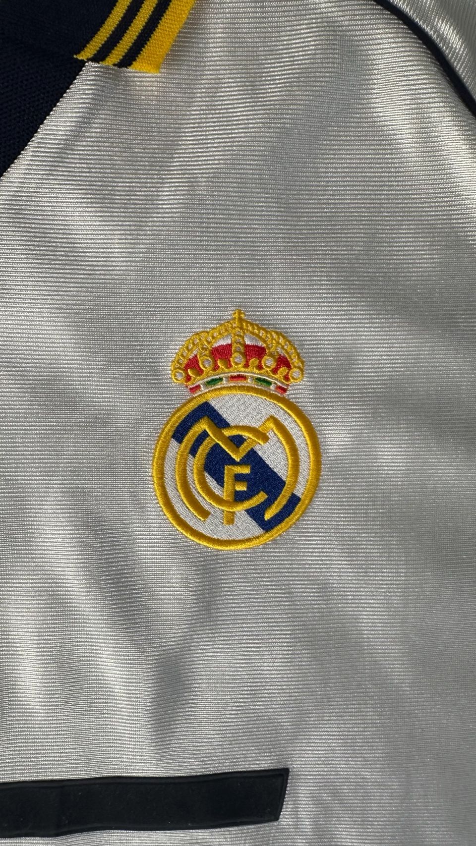 Real Madrid 99/00 Home - Vista 4