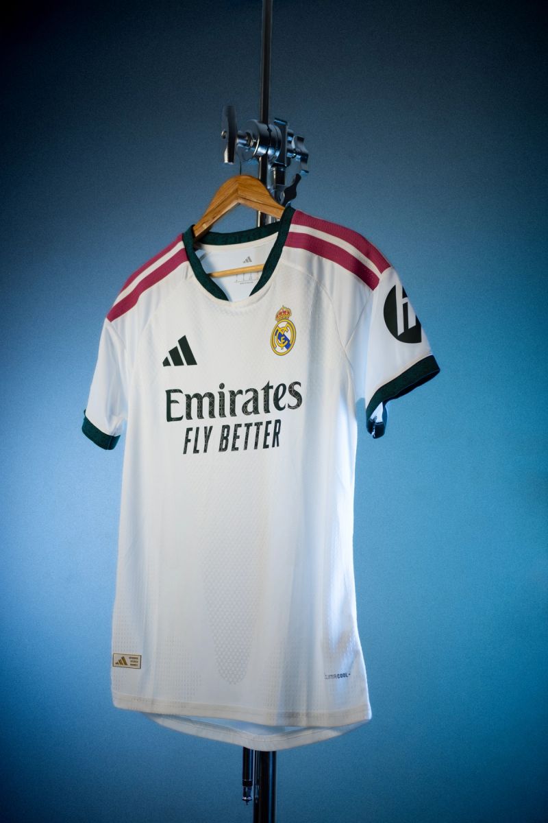 Real Madrid 26/27 Home — Player Version