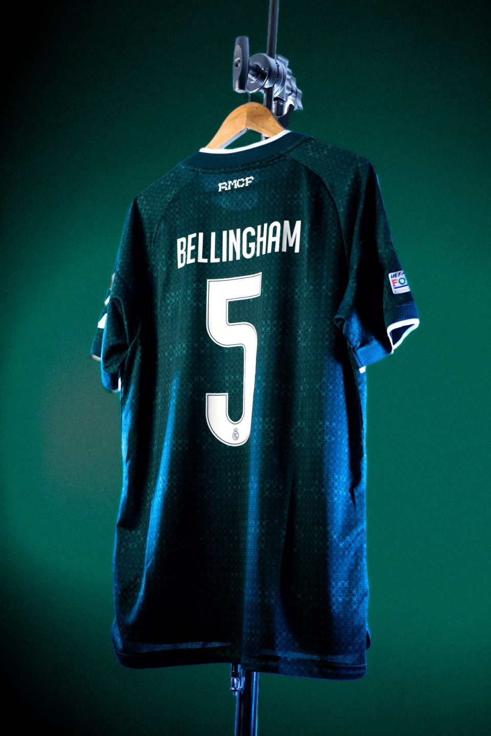 Real Madrid 26/27 Away - Vista 2