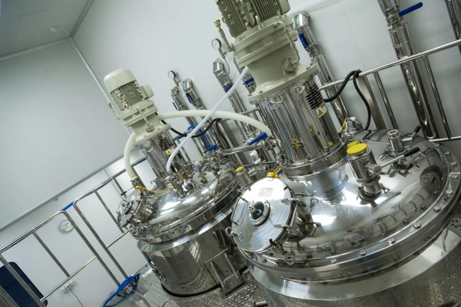 Stainless steel bioreactors in a cleanroom