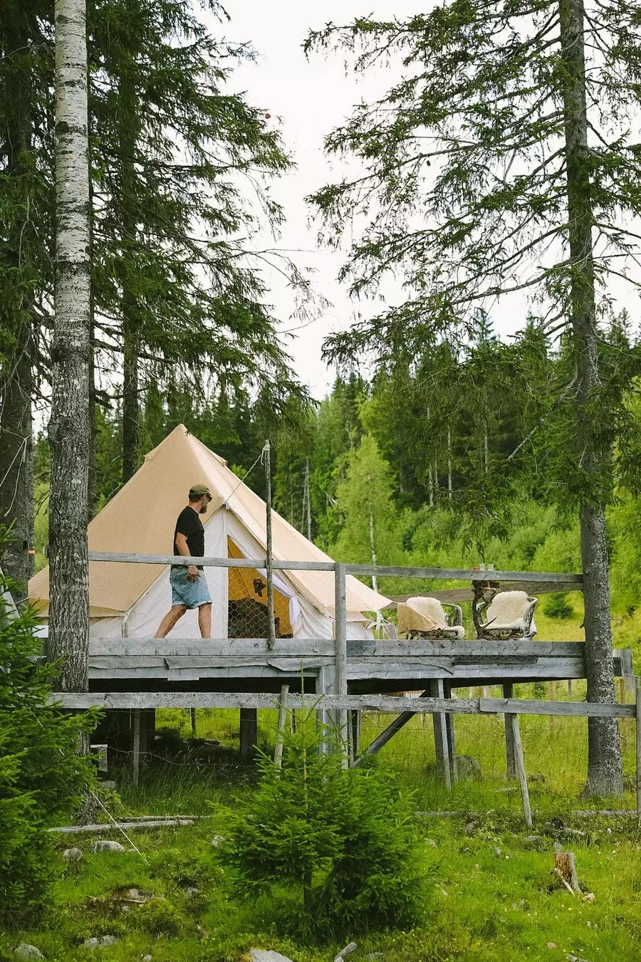 Klokketelte på en glampsite i Norge
