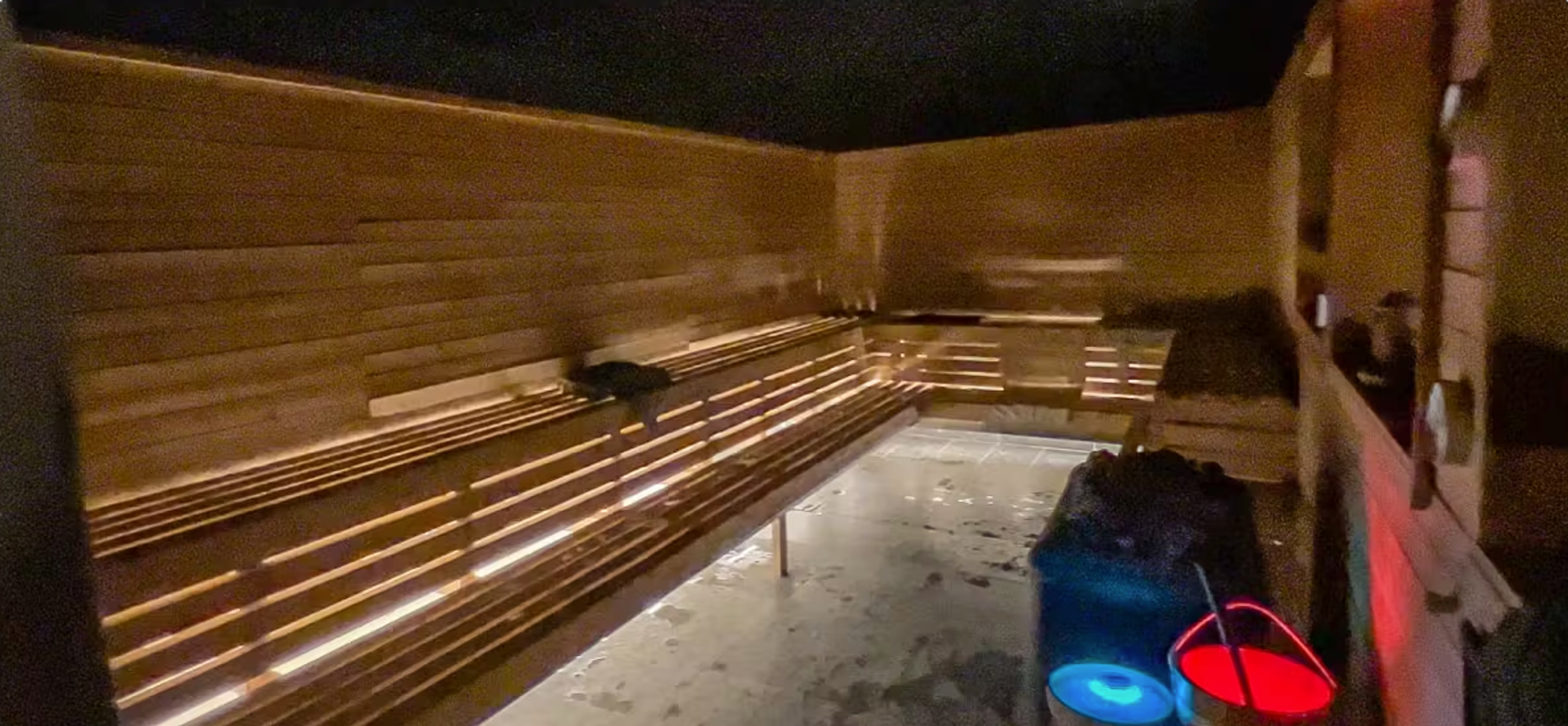 Saunagus og isbad hos Innercise