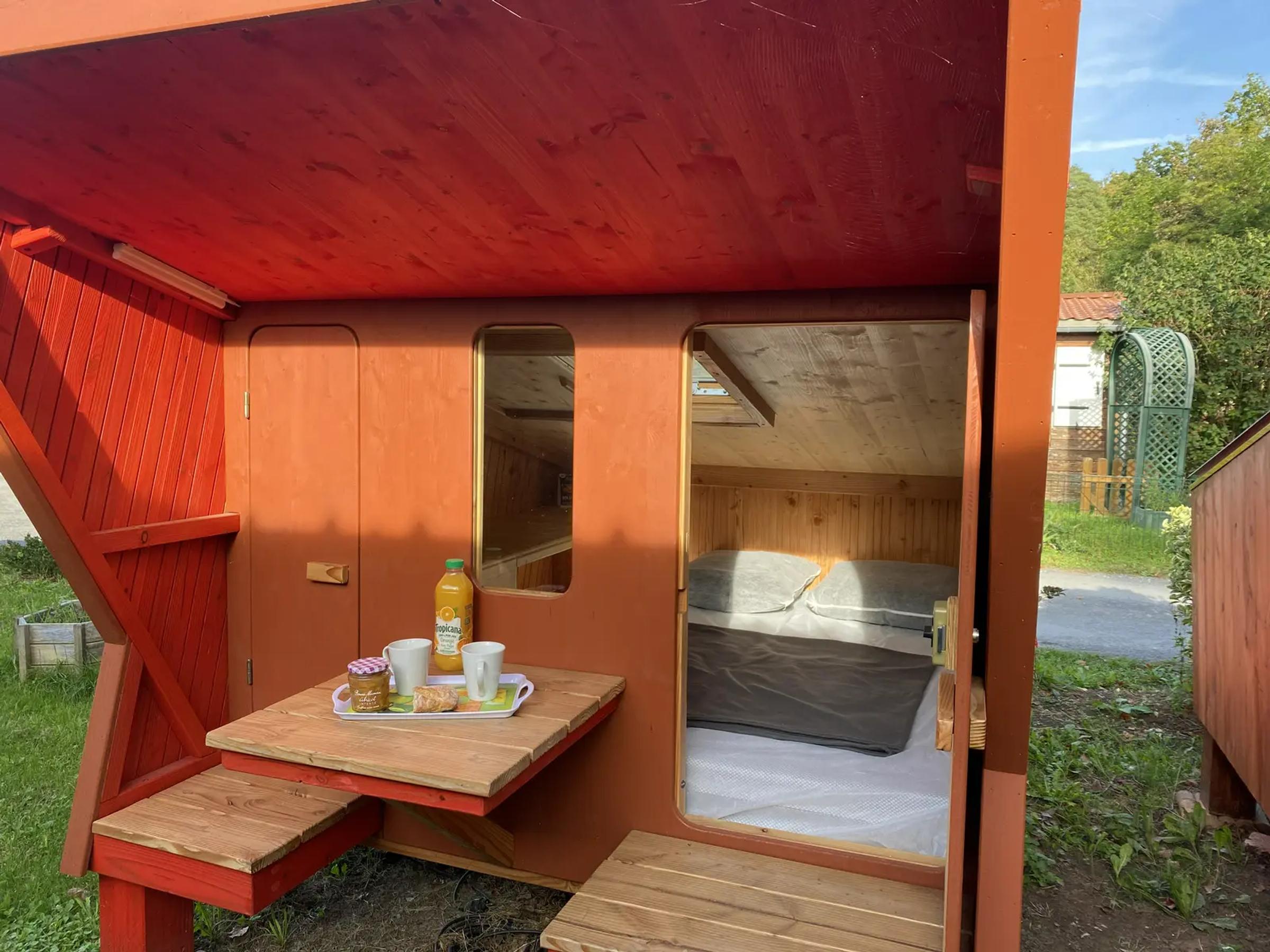 Cabane en Bois i Angicourt nær Paris