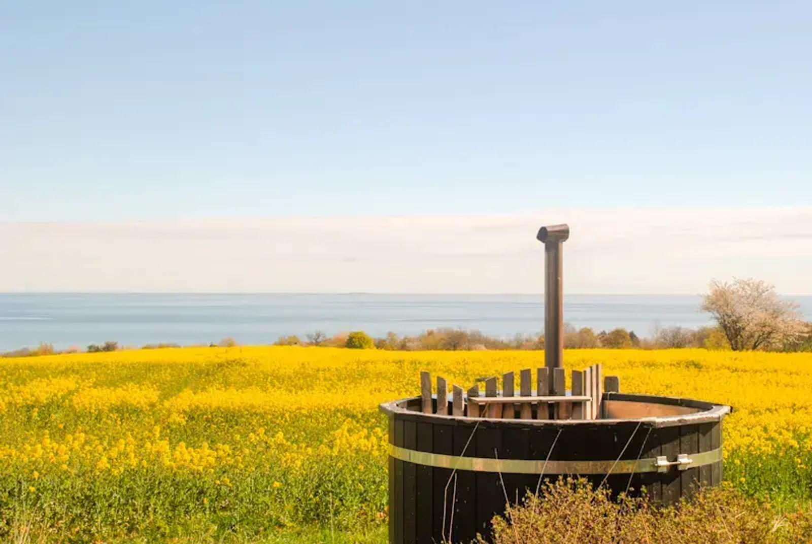 Glamping with wilderness bath