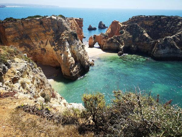 Die einzigartige Küste der Algerve eignet sich perfekt zum Glamping