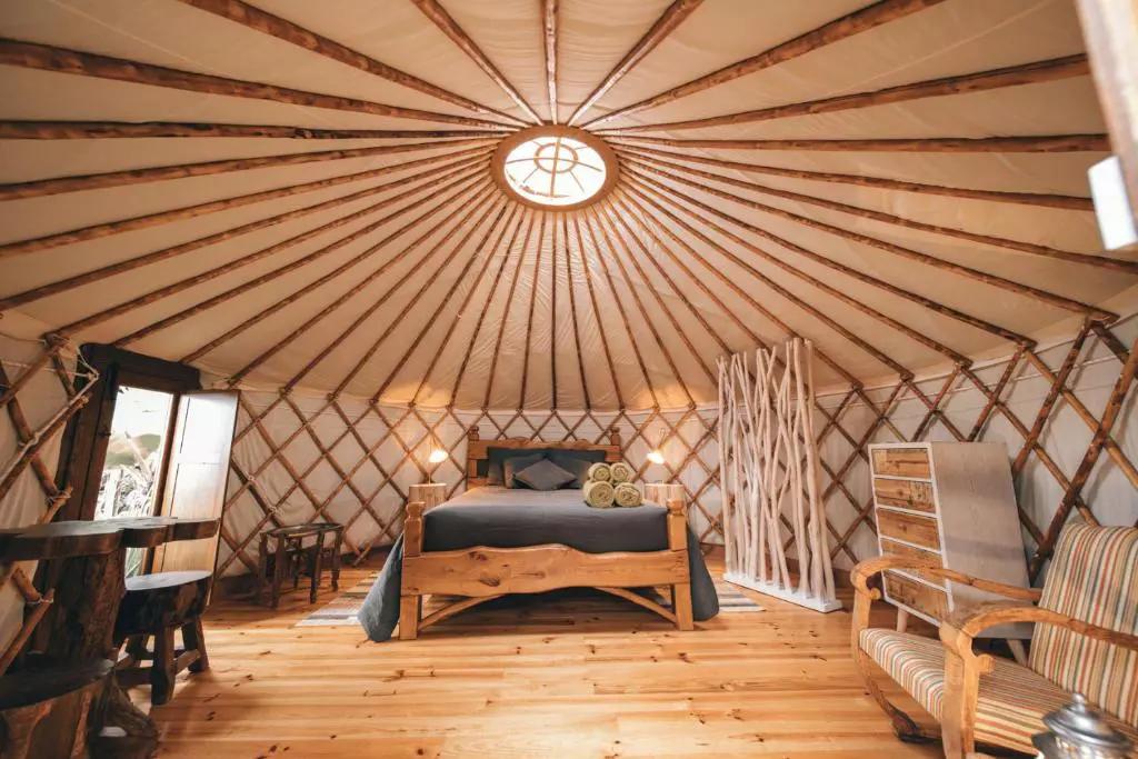 Yurt: o que é e como é dormir numa