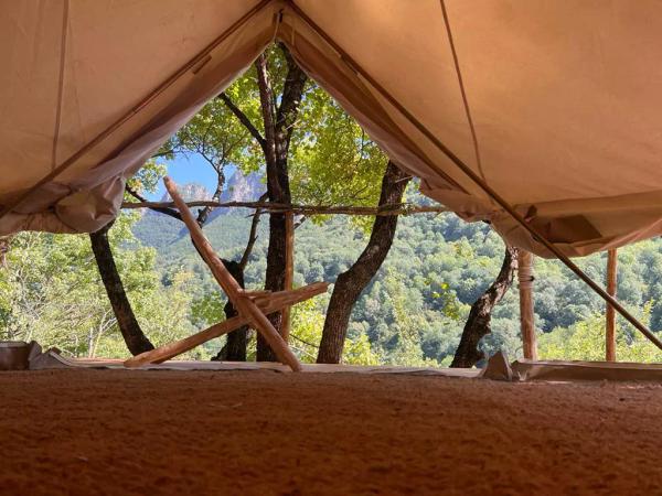 A glamping tent overlooking the Pyrenees mountains