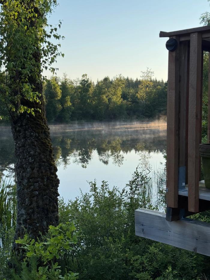 Spegelblank sjö