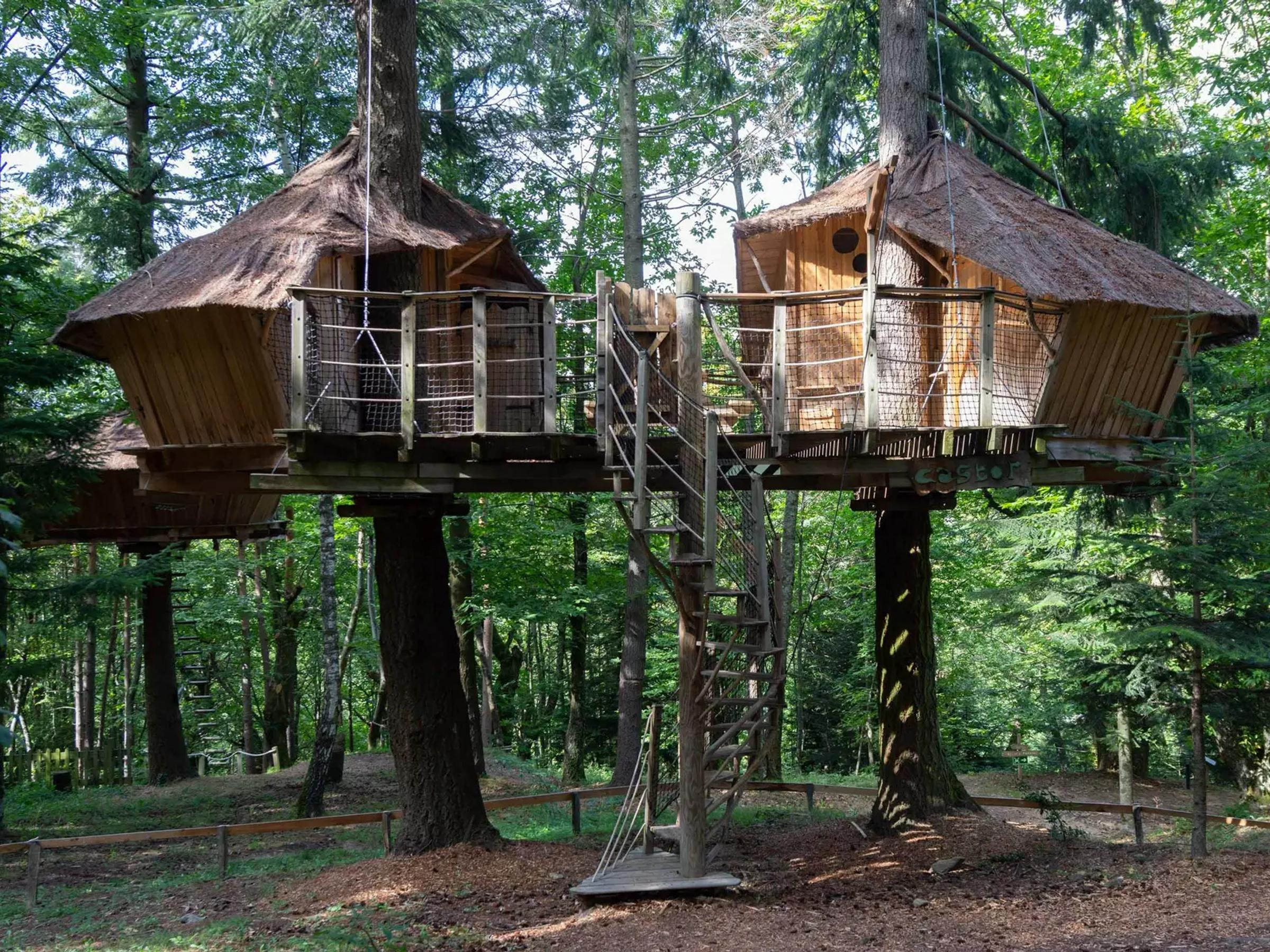 Treehouse stays UK