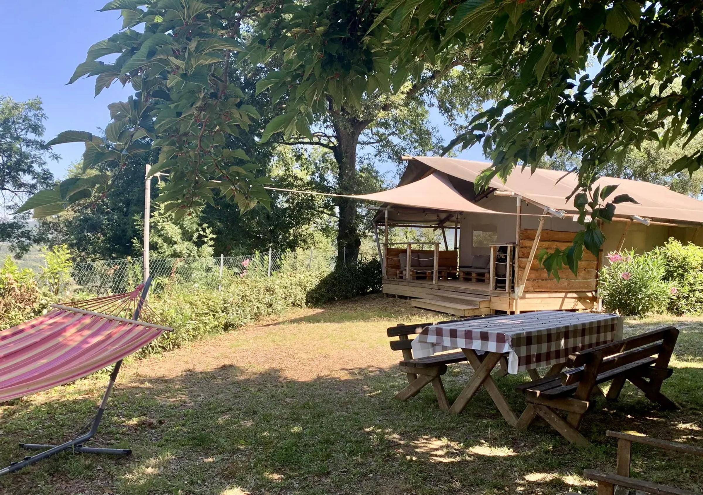 Lodge Tent Margherita på en agriturismo i Toscana