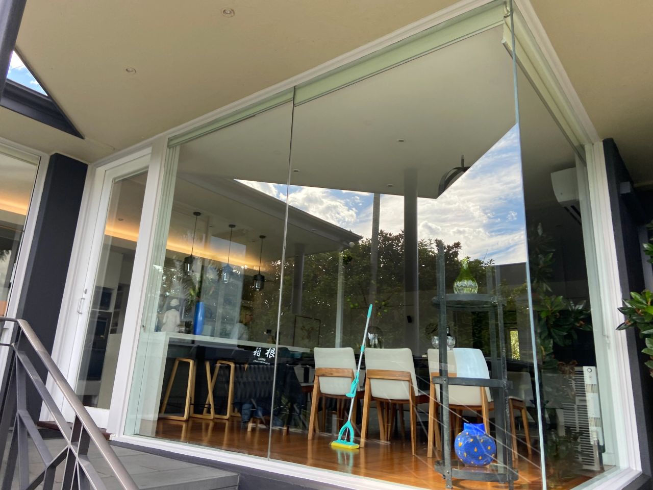 Window cleaning on Sandham Street, Elsternwick