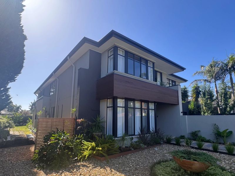 Full exterior clean on Clapperton Street, Bentleigh