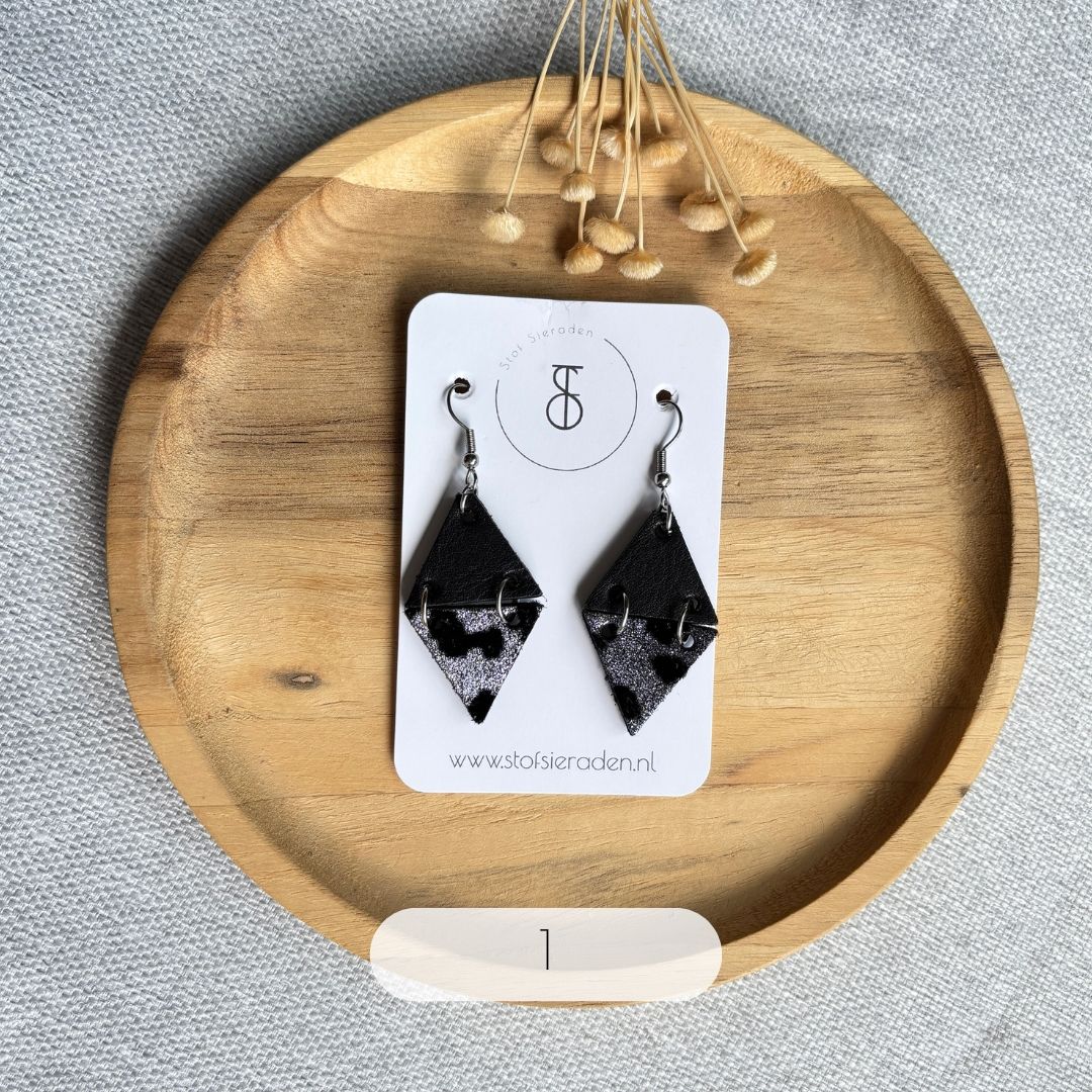 Milou - Leren oorbellen handgemaakt | Stof Sieraden