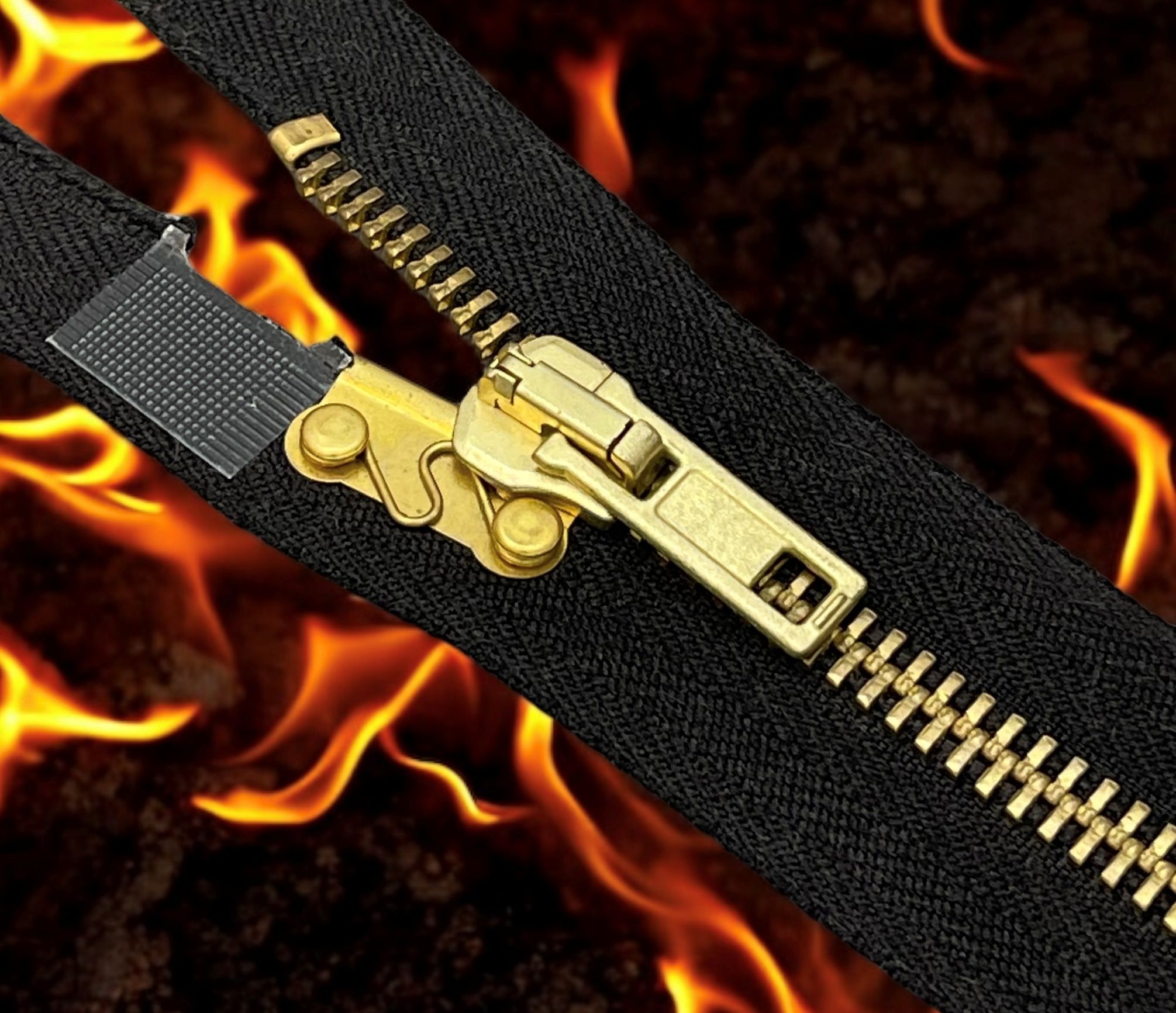 Fire retardant metal zipper