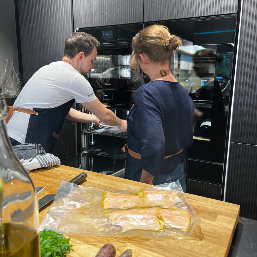 Ravioli-Zubereitung beim Kochevent in der Studio-Küche