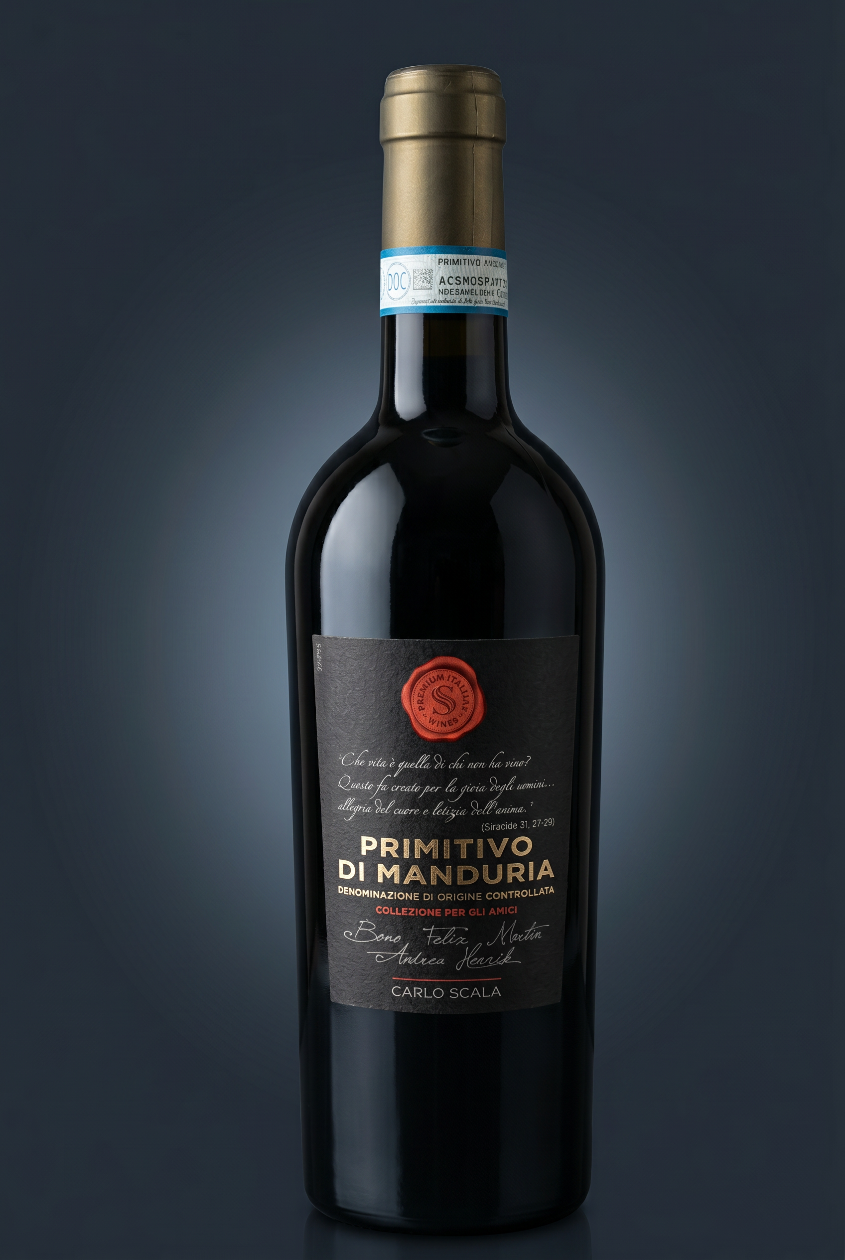 Primitivo di Manduria, freigestellte Flasche auf dunklem Verlauf