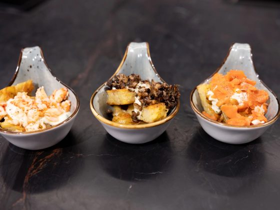 Amuse-Bouche-Trio mit Garnelen, Kaviar und Lachs
