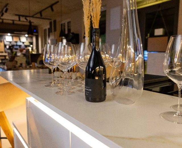 Thoki Event: Thoki-Weinprobe, Genuss und Inspiration