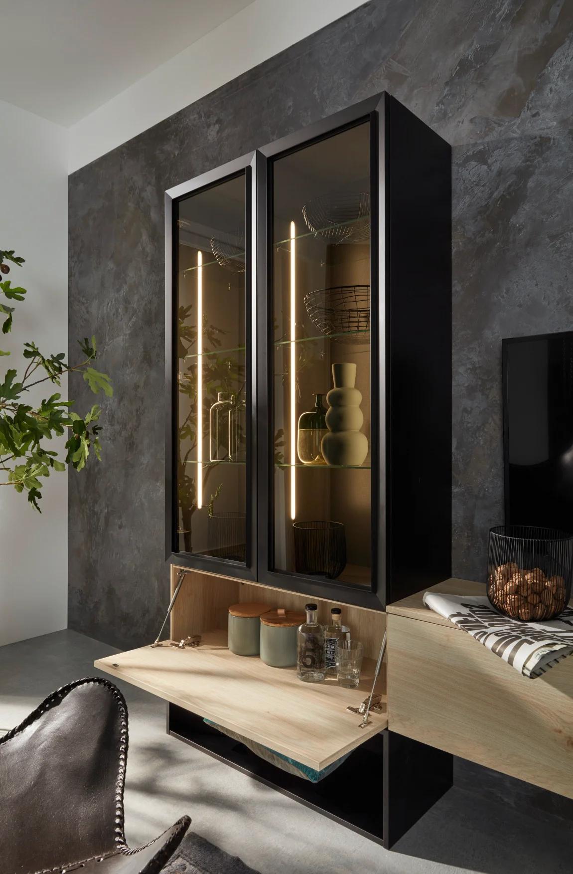 Beleuchtete Vitrine