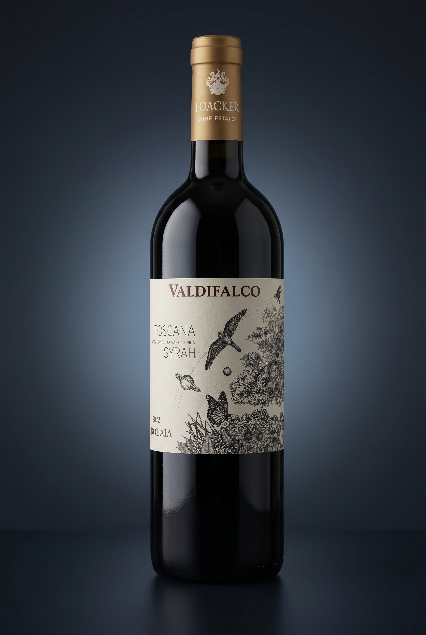 Valdifalco Toscana Syrah, freigestellte Flasche auf dunklem Verlauf
