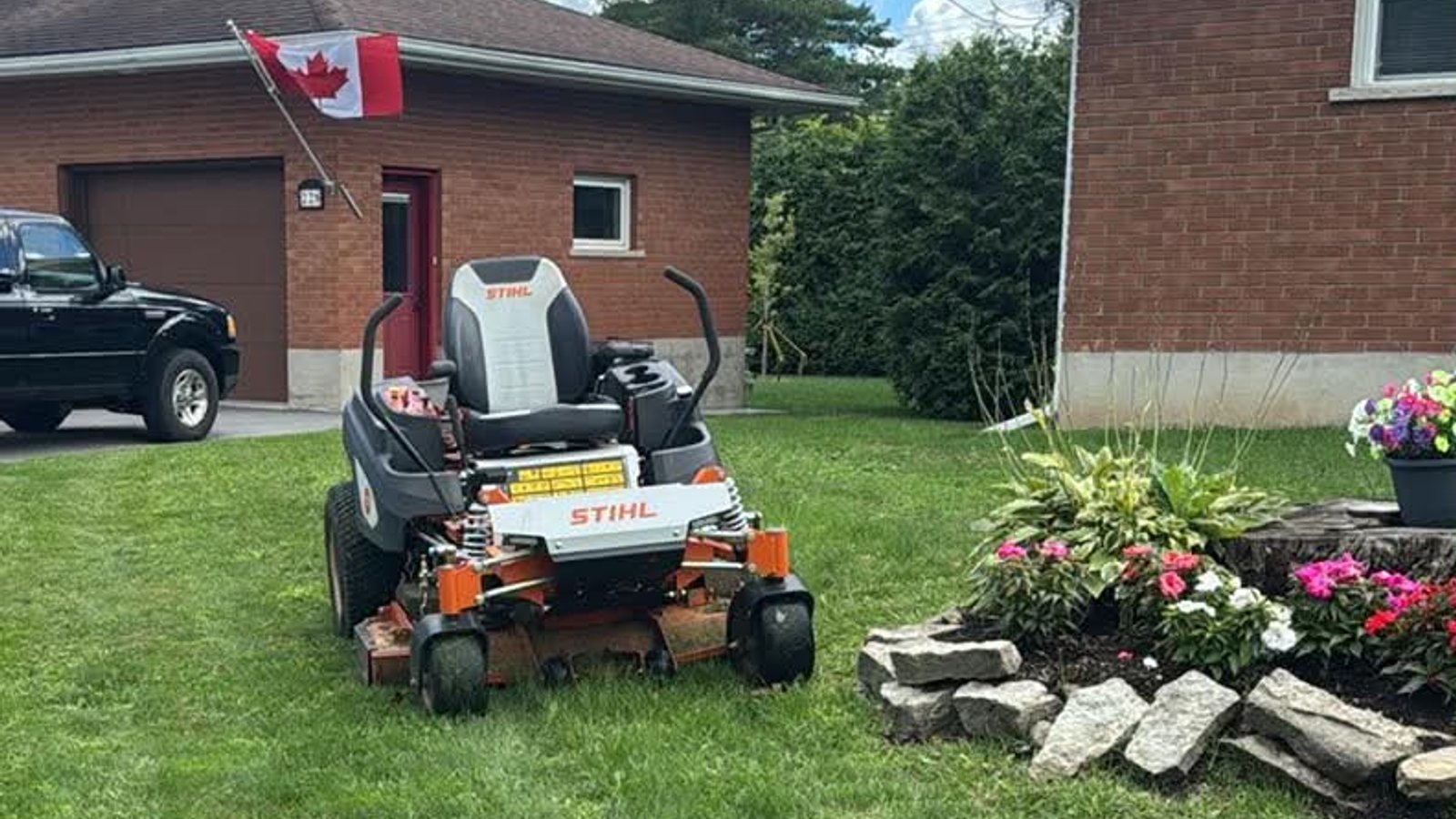 Lawn Cut & Trimming — First Impressions Matter