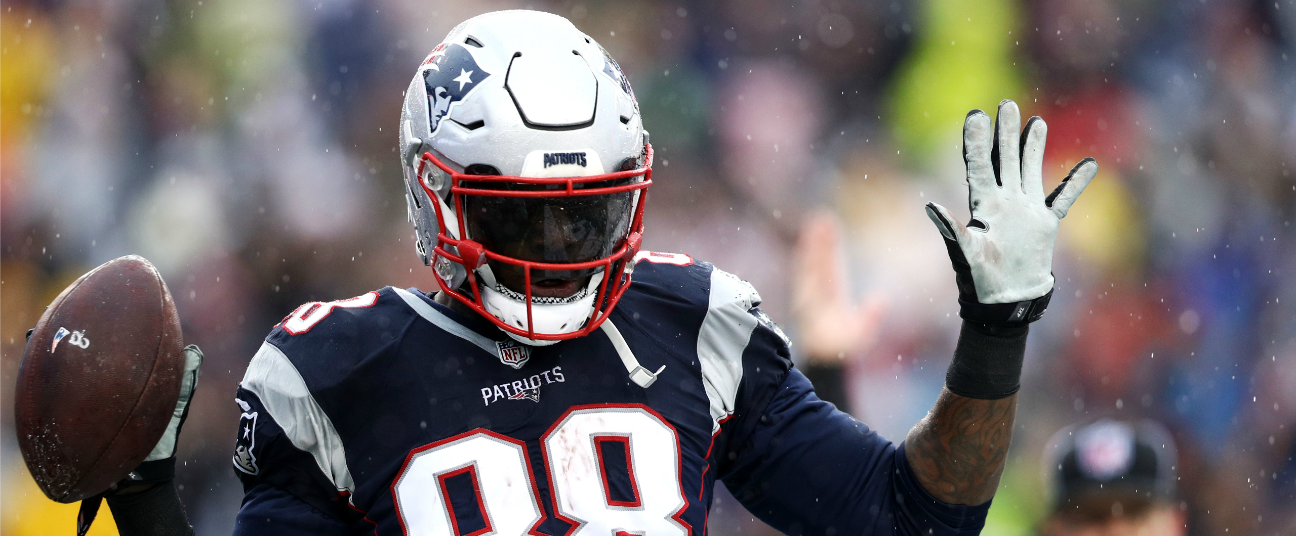 New England Patriots place Martellus Bennett, Nate Ebner on