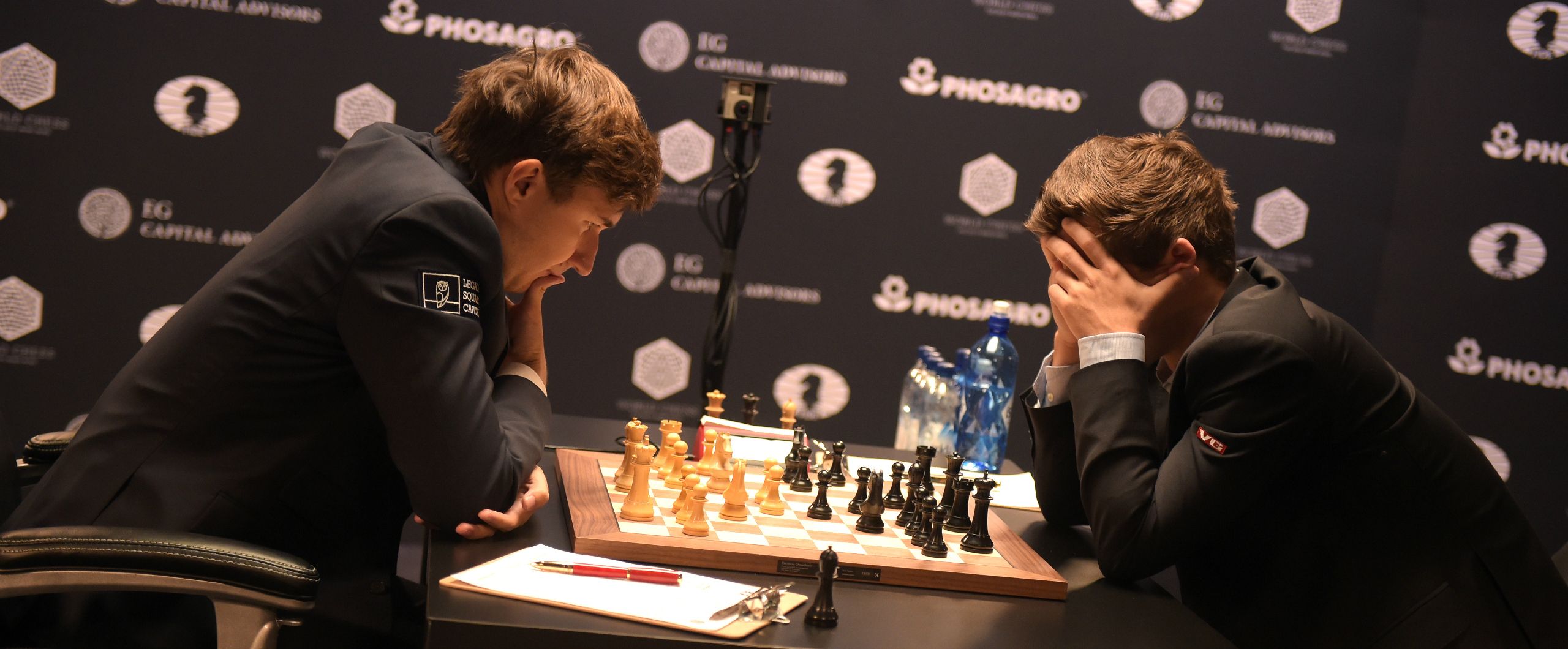 World Chess Championship: Magnus Carlsen loses Game 8 to Sergey Karjakin -  Hindustan Times
