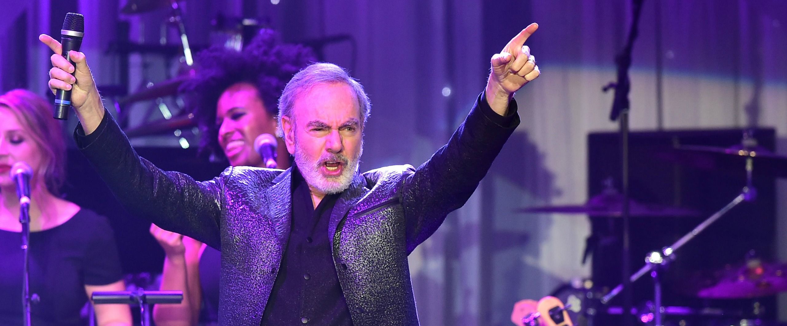 Neil Diamond cancels Australian tour after being diagnosed with