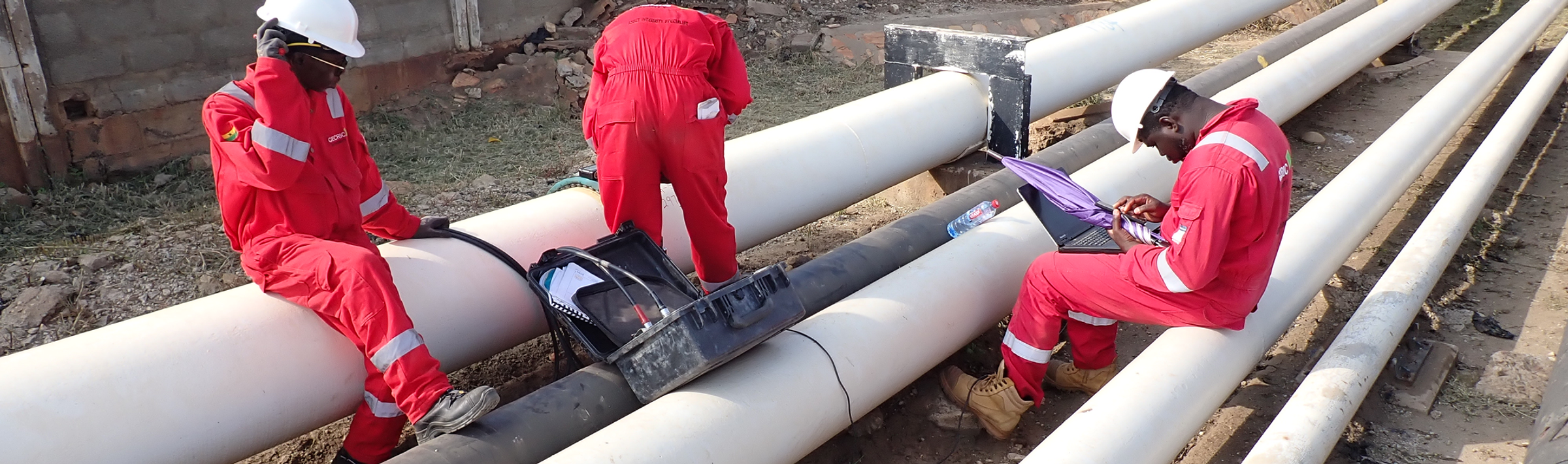 Engineer carrying out guided wave inspection on a pipeline